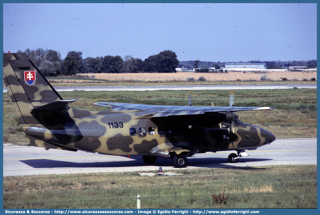 1133
Slovenská republika
Vzdušné Sily Slovenskej Republiky
Let L-410 Turbolet
Parole chiave: Slovenská;republika;Vzdušné;Sily;Slovenskej;Republiky;Let;L-410;L410;Turbolet