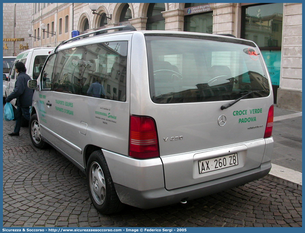 145
Pia Opera Croce Verde Padova
Mercedes Benz Classe V I serie restyling
Parole chiave: Pia;Opera;Croce;Verde;Padova;Mercedes;Benz;Vito;Trasporto;Organi;Equipe;Espianti