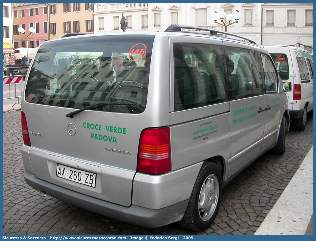 145
Pia Opera Croce Verde Padova
Mercedes Benz Classe V I serie restyling
Parole chiave: Pia;Opera;Croce;Verde;Padova;Mercedes;Benz;Vito;Trasporto;Organi;Equipe;Espianti