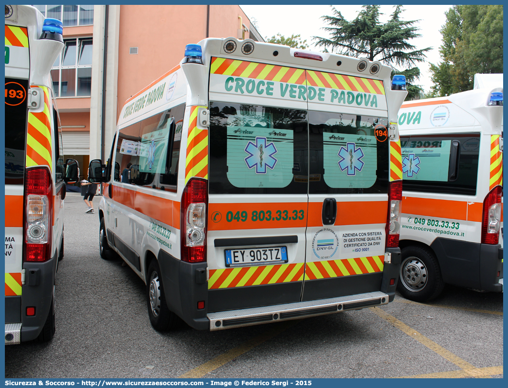 194
P.O. Croce Verde Padova
Peugeot Boxer III serie
Allestitore Aricar S.p.A.
Parole chiave: CV;C.V.;Croce;Verde;Padova;Peugeot;Boxer;Aricar;Ambulanza