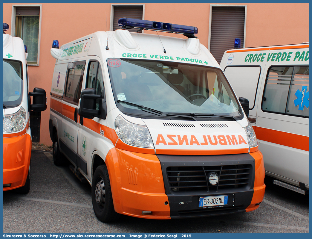 198
Pia Opera Croce Verde Padova
Fiat Ducato III serie
Allestitore Alea Italia S.r.l.
Parole chiave: Pia;Opera;Croce;Verde;Padova;Ambulanza;Fiat;Ducato;X250;Alea