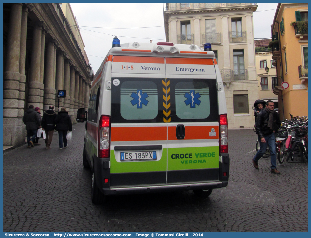 32
Croce Verde Verona
Fiat Ducato III serie
Allestitore Ambitalia S.p.A.
Parole chiave: Croce Verde;CV;C.V.;Verona;Pubblica;Assistenza;Ambulanza;Fiat;Ducato X250;Ambitalia