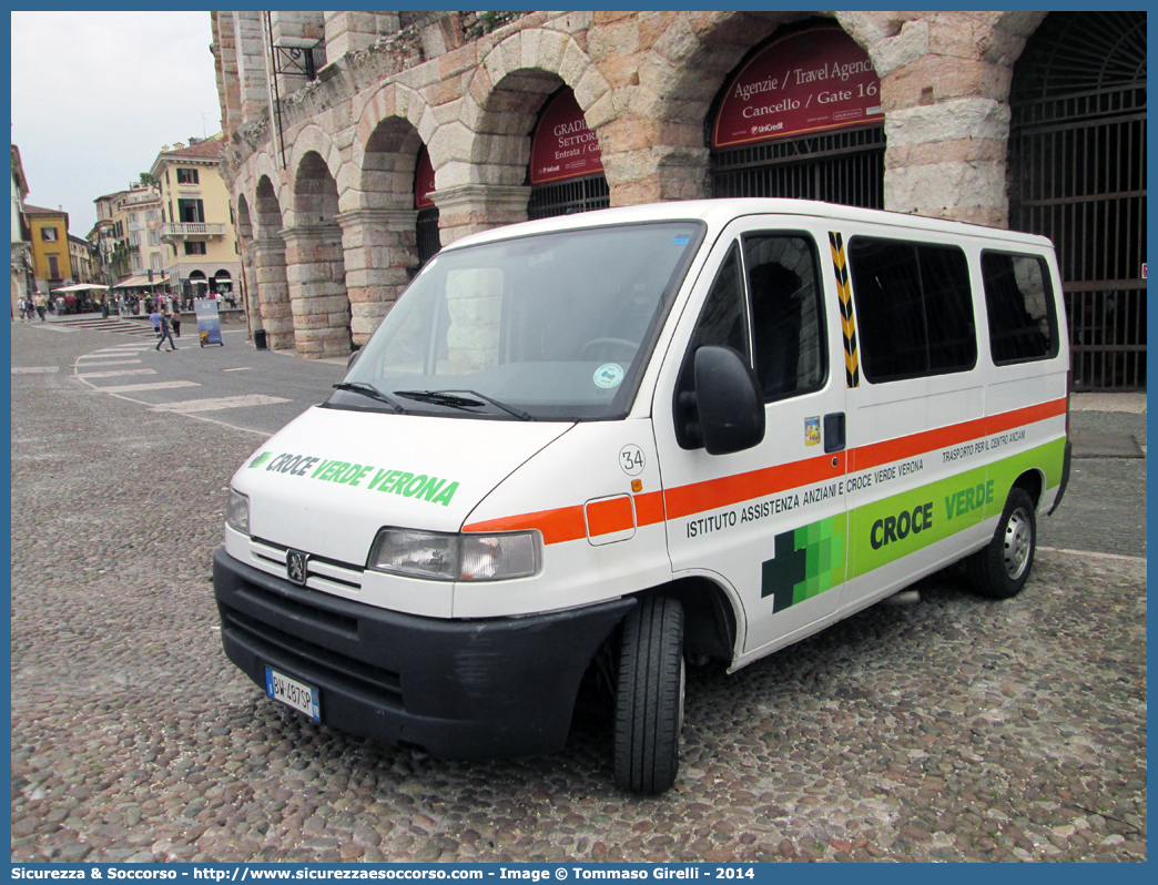 34
Croce Verde Verona
Peugeot Boxer II serie
Parole chiave: Croce Verde;CV;C.V.;Verona;Pubblica;Assistenza;Peugeot;Boxer