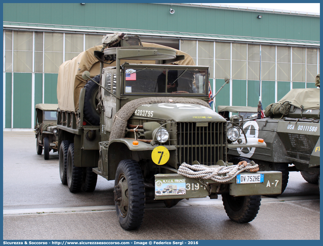 4203795
U.S. Army
GMC CCKW Open Cab
Parole chiave: U.S.;US;Army;GMC;CCKW