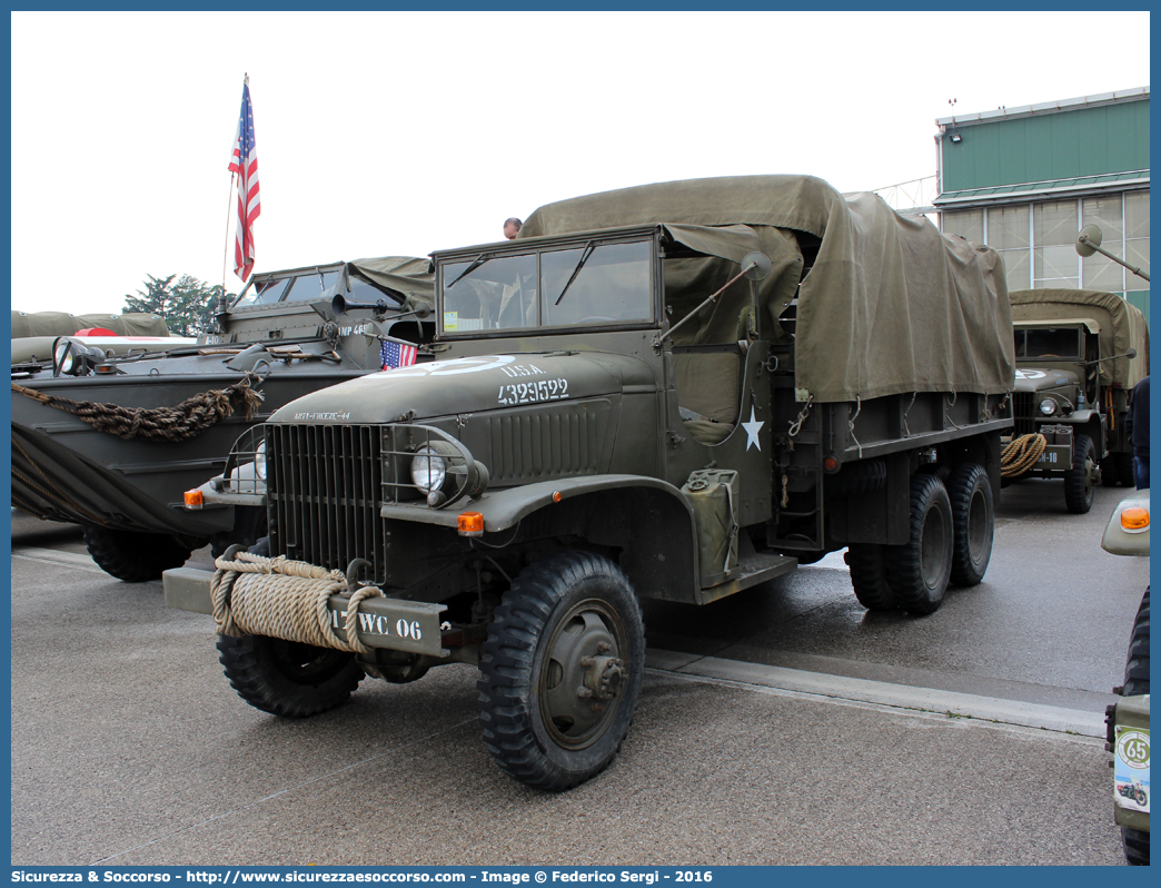 4329522
U.S. Army
Dodge WC-63
Parole chiave: U.S.;US;Army;Dodge;WC-63;WC;63;WC63