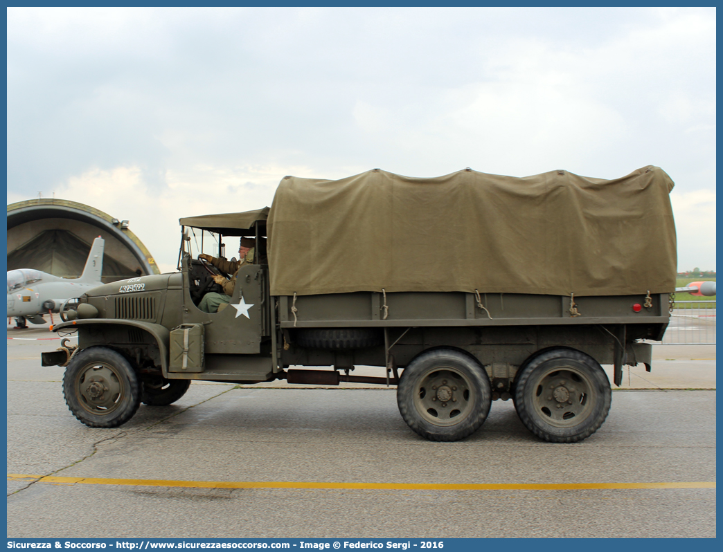 4329522
U.S. Army
Dodge WC-63
Parole chiave: U.S.;US;Army;Dodge;WC-63;WC;63;WC63