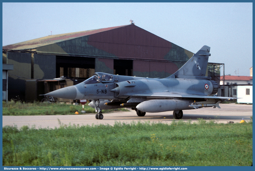 5-NB
République Française
Armée de l'air
Dassault Mirage 2000C
Parole chiave: Repubblica;Francese;République;Française;Armée de l'air;Dassault;Mirage;2000