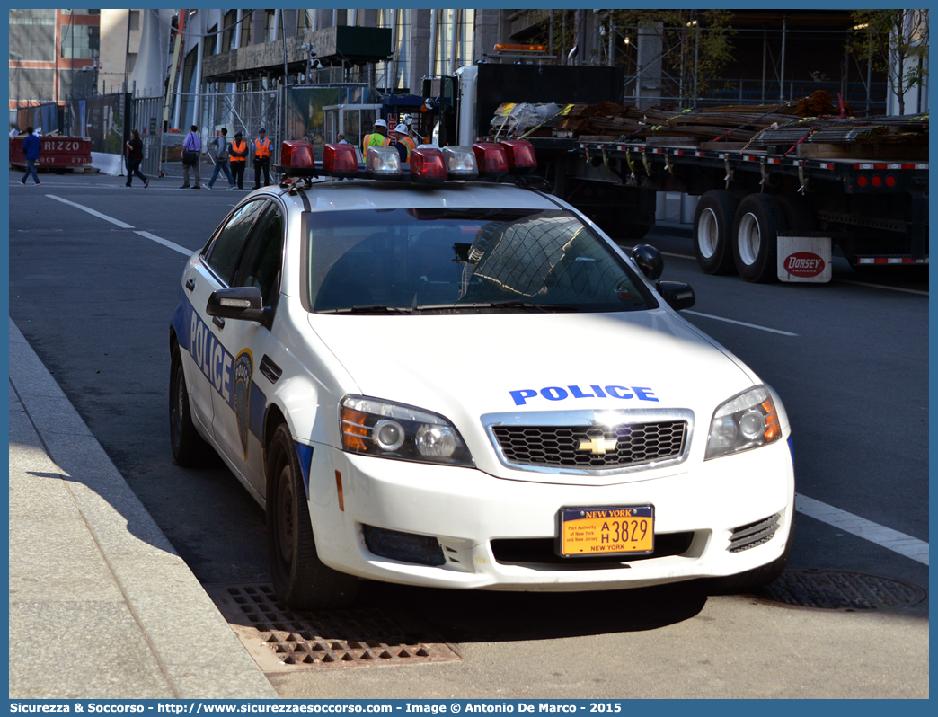 52455
United States of America
Port Authority of
New York and New Jersey Police
Chevrolet Caprice PPV
Parole chiave: USA;U.S.A.;United;States;of;America;Port;Authority;of;New;York;and;New;Jersey;Police;Chevrolet;Caprice;PPV