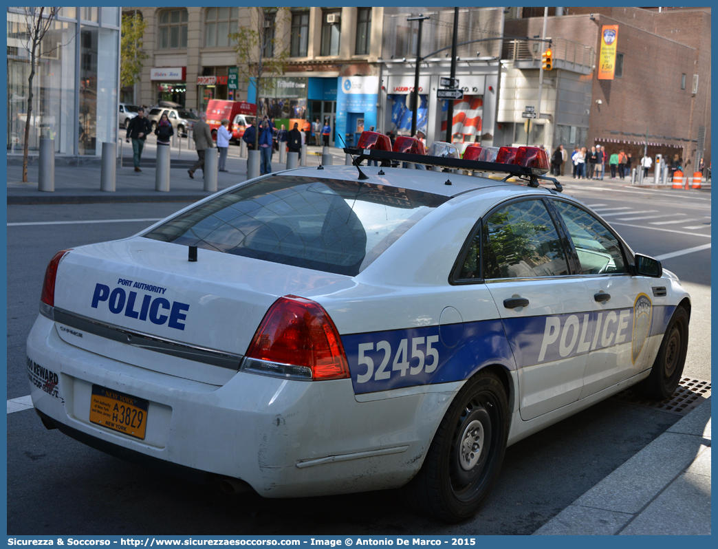 52455
United States of America
Port Authority of
New York and New Jersey Police
Chevrolet Caprice PPV
Parole chiave: USA;U.S.A.;United;States;of;America;Port;Authority;of;New;York;and;New;Jersey;Police;Chevrolet;Caprice;PPV