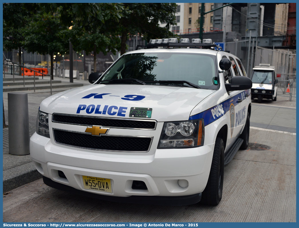 53762
United States of America
Port Authority of
New York and New Jersey Police
Chevrolet Suburban X generation
K 9 Unit
Parole chiave: USA;U.S.A.;United;States;of;America;Port;Authority;of;New;York;and;New;Jersey;Police;Chevrolet;Suburban;K9;K;9