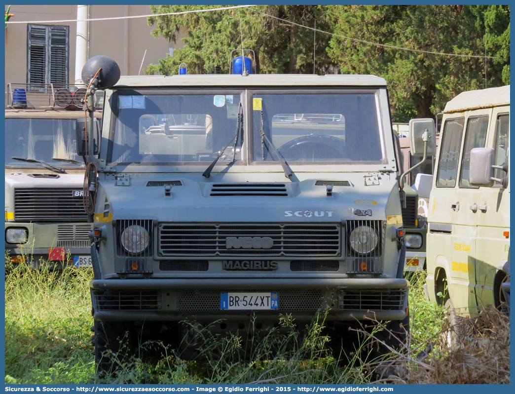 -
Regione Sicilia
Servizio Antincendio Boschivo
Iveco 40-10WM "Scout"
Allestitore Iveco Magirus
Parole chiave: Servizio;Antincendio;Boschivo;SAB;S.A.B.;Regione;Sicilia;Iveco;40-10WM;40;10;WM;VM90;Scout;Magirus