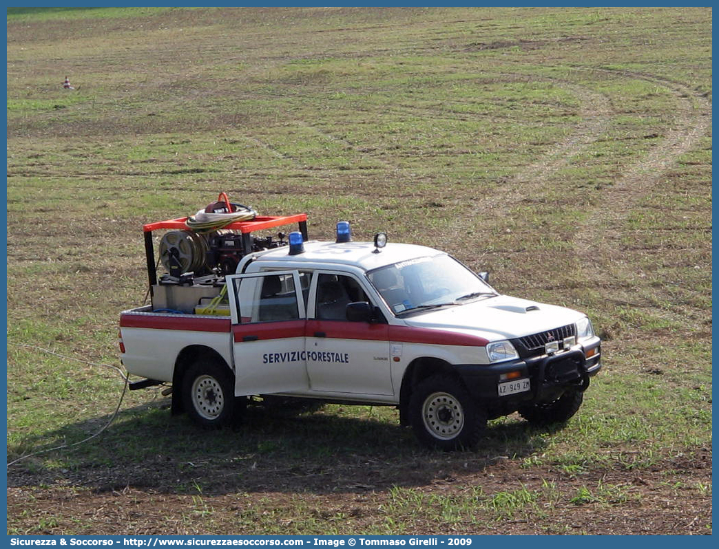 603
Regione Veneto
Servizio Forestale Regionale
Mitsubishi L200 III serie
Antincendio
Parole chiave: Regione;Veneto;Servizio;Forestale;Regionale;Mitsubishi;L200