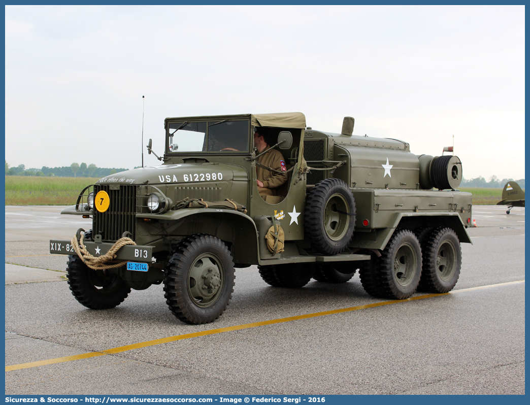 6122980
U.S. Army
GMC CCKW Open Cab
Le Roi Compressor Truck
Parole chiave: U.S.;US;Army;GMC;CCKW;Le Roi;Compressor;Truck