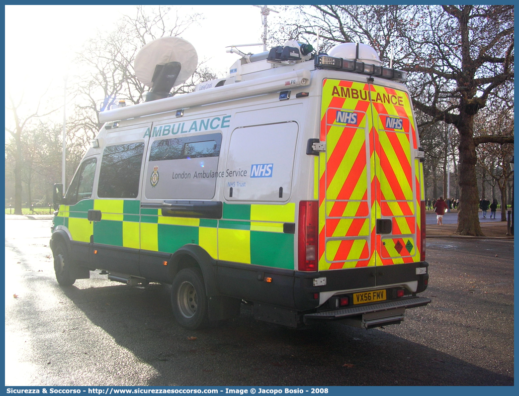 7318
United Kingdom of Great Britain and Northern Ireland
London Ambulance Service
Iveco Daily III generation
Incident Command Unit
Parole chiave: United;Kingdom;Great;Britain;Northern;Ireland;London;Ambulance;Service;Iveco;Daily;ICU;I.C.U.;Incident;Command;Unit