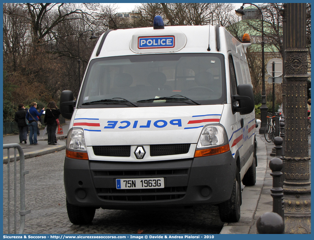 -
République Française
Police Nationale
Renault Master III generation
Parole chiave: Repubblica;Francese;République;Française;Police;Nationale;Polizia;Nazionale;Renault;Master