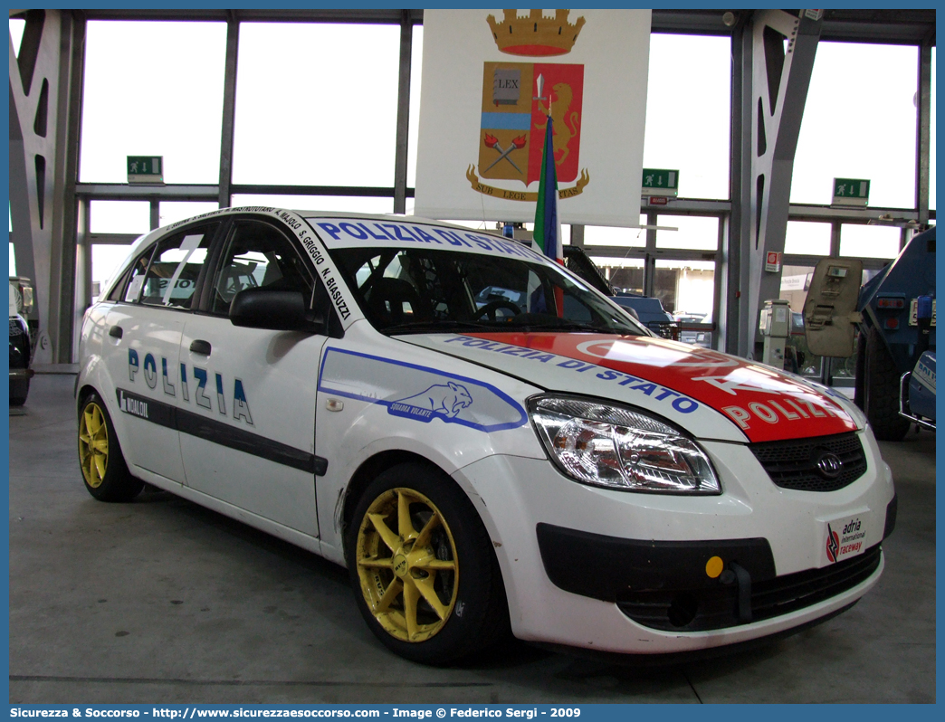 7
Polizia di Stato
Gruppo Sportivo "Fiamme Oro"
Kia Rio II serie

Parole chiave: PS;P.S.;Polizia di Stato;Gruppo Sportivo;Fiamme Oro;Kia;Rio