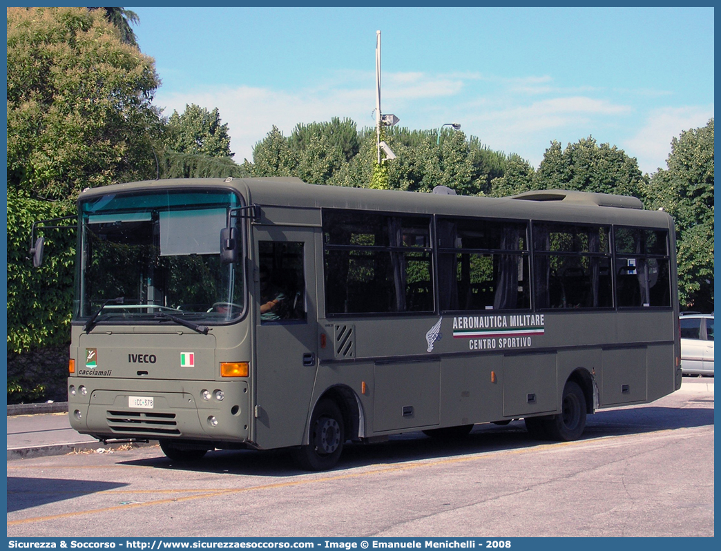 AM CC378
Aeronautica Militare Italiana
Iveco Cacciamali 100E21
Centro Sportivo
Parole chiave: AMI;A.M.I.;Aeronautica;Militare;Italiana;Iveco;Cacciamali;100E21;Centro;Sportivo