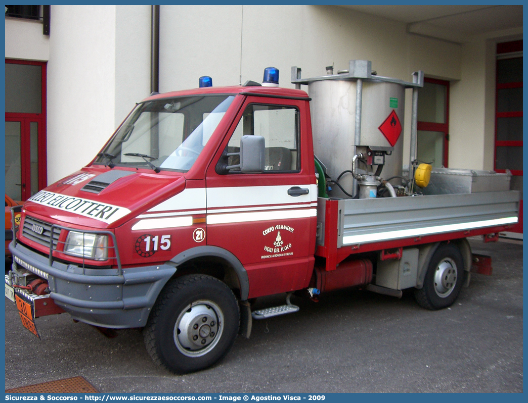 VF D11TN
Corpo Permanente dei Vigili del Fuoco Trento
Nucleo Elicotteri
Iveco Daily 4x4 II serie
Parole chiave: VF;V.F.;Vigili del Fuoco;Vigili;Fuoco;Corpo;Permanente;Trento;Nucleo;Elicotteri;Iveco;Daily;4x4