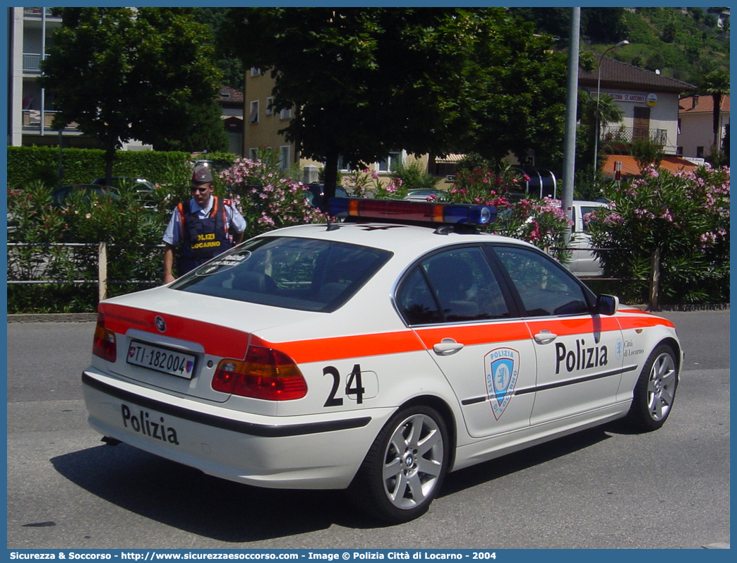 24
Confederazione Svizzera
Polizia Comunale Città di Locarno
Bmw Serie 3 E46
Parole chiave: Confederazione;Svizzera;Polizia;Comunale;Città;Locarno;Bmw;Serie 3;E46