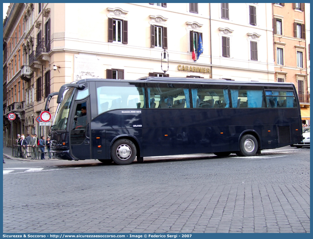 -
Arma dei Carabinieri
Iveco Orlandi Domino 2001 HDS
Parole chiave: CC;C.C.;Arma;dei;Carabinieri;Bus;Minibus;Iveco;Orlandi;Domino;2001;HDS