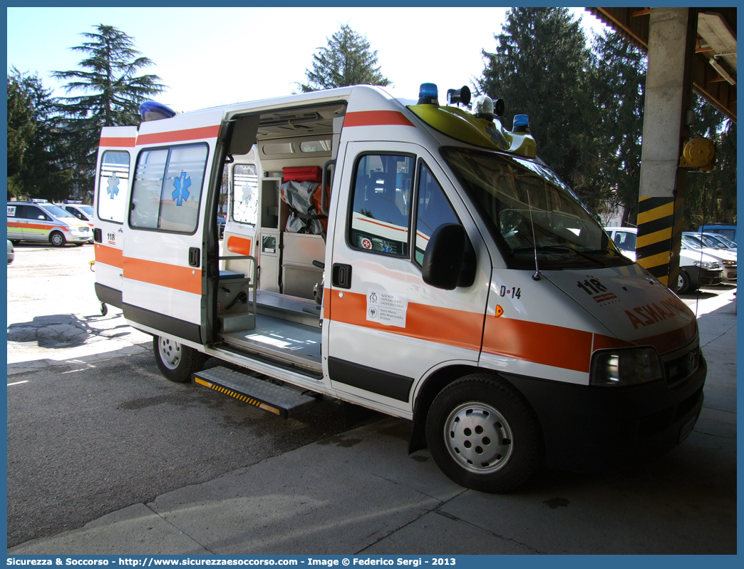 D14
118 Udine
Fiat Ducato II serie restyling
Allestitore Aricar S.p.A.
Parole chiave: 118;Udine;Azienda;Ospedaliero;Ospedaliera;Universitaria;Santa;Maria;Misericordia;Ambulanza;Autoambulanza;Fiat;Ducato;Aricar;D14;D 14;D.14