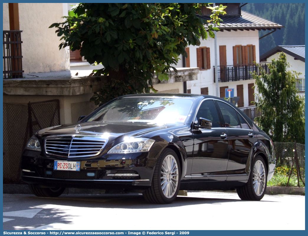 PC ZS0LH
Protezione Civile - Zivilshütz
Mercedes Benz S350
Parole chiave: PC;ZS;Protezione;Civile;Zivilshütz;Mercedes;Benz;S350