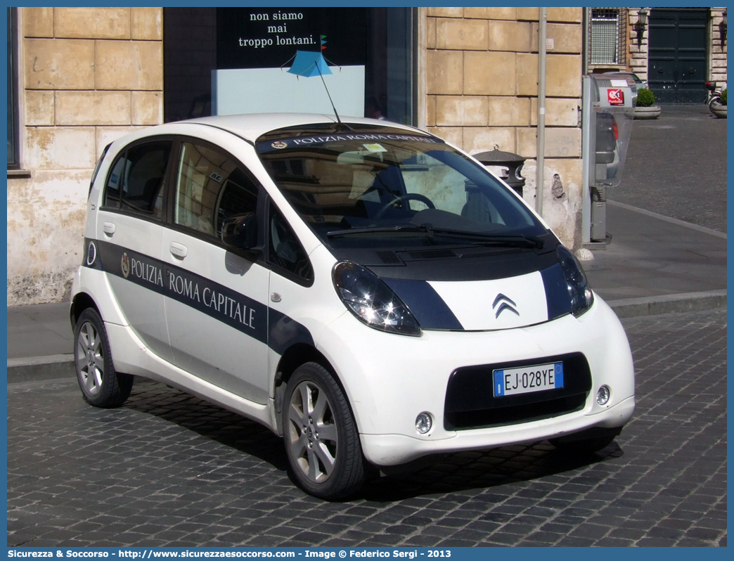 -
Polizia di Roma Capitale
Citroen C-Zero
Parole chiave: P.L.;P.M.;PL;PM;Polizia Municipale;Polizia Locale;Roma;Roma Capitale;Citroen;C-Zero;C Zero