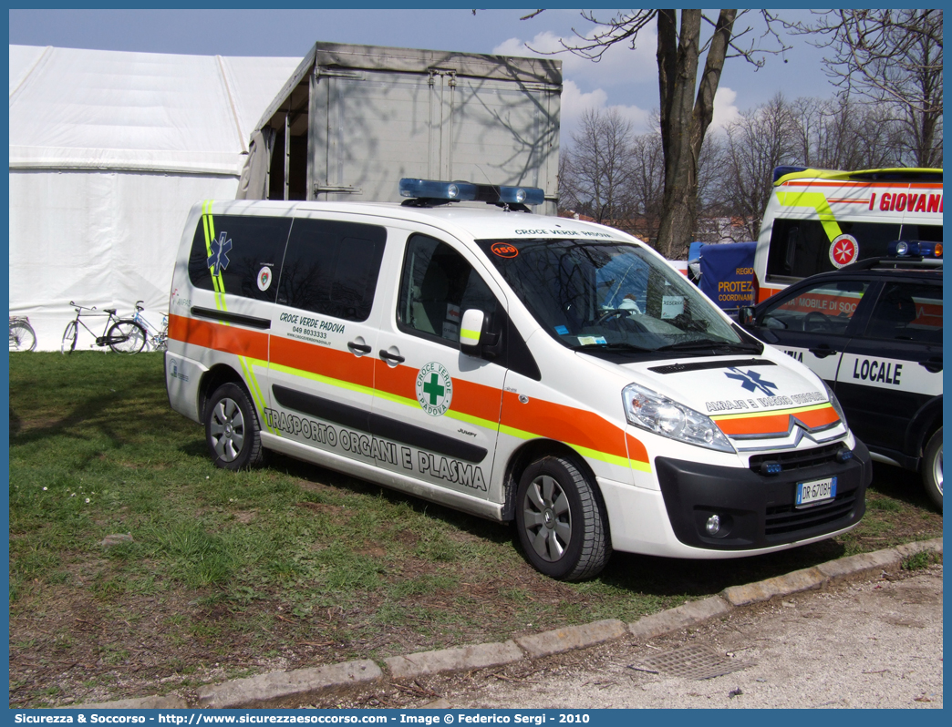 159
Pia Opera Croce Verde Padova
Citroen Jumpy II serie
Allestitore Carrozzeria Battiston
Parole chiave: Pia Opera;Croce Verde;Padova;Citroen;Jumpy;Battiston;Trasporto;Organi;Equipe;Espianti