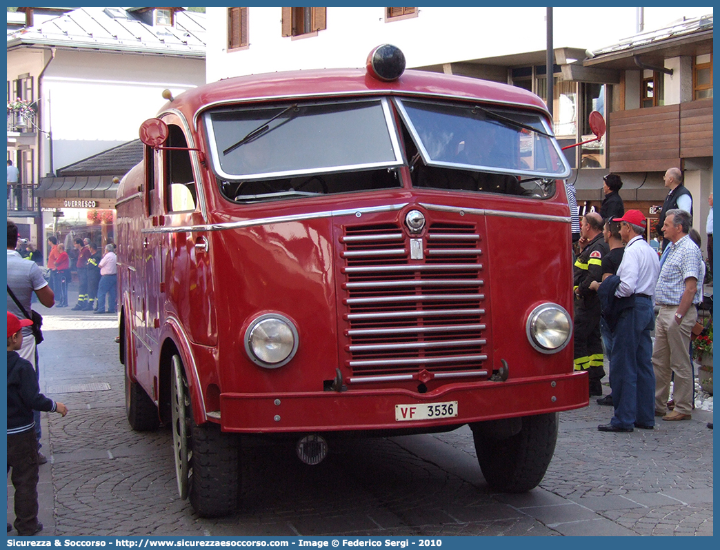 VF 3536
Corpo Nazionale Vigili del Fuoco
Fiat 640N S.I.E.
Allestitore Aspi
Parole chiave: VVF;V.V.F.;Corpo;Nazionale;Vigili;del;Fuoco;AutoPompaSerbatoio;APS;AutoPompa;Fiat;640N;S.I.E.;SIE;Aspi