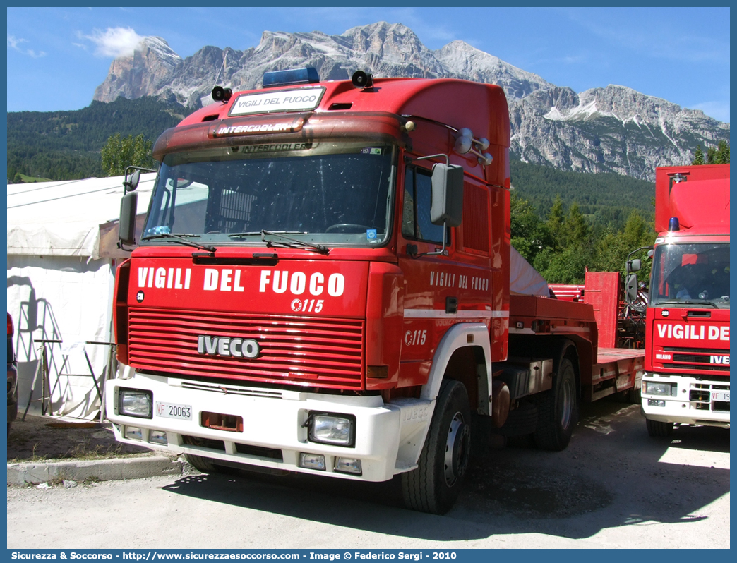 VF 20063
Corpo Nazionale Vigili del Fuoco
Iveco 190-48

Parole chiave: VF;V.F.;VVF;V.V.F.;Corpo;Nazionale;Vigili del Fuoco;Iveco;190-48;190;48