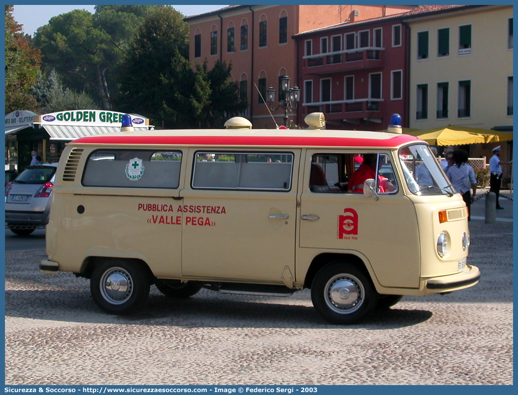 -
P.O. Croce Verde Padova
Museo "Francesco Aguggiaro"
Volkswagen Transporter T2
Parole chiave: CV;C.V.;Croce;Verde;Padova;Museo;Storico;Storica;Francesco;Aguggiaro;Volkswagen;Transporter;T2