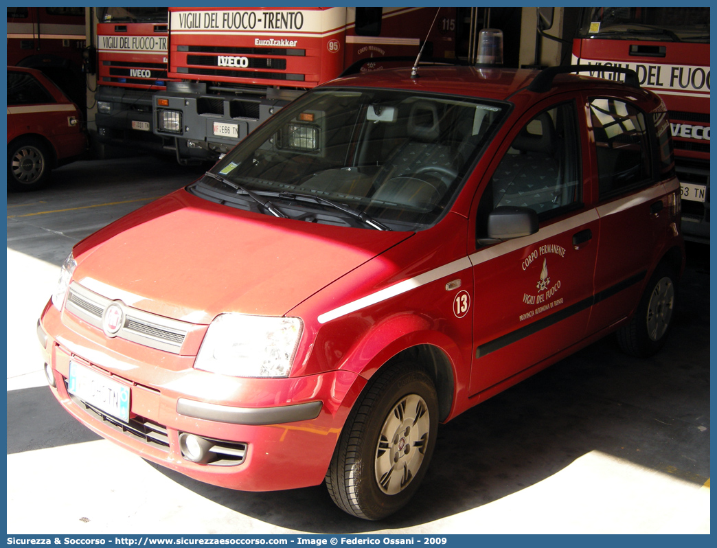 -
Corpo Permanente dei Vigili del Fuoco Trento
Fiat Nuova Panda I serie
Parole chiave: VF;V.F.;Vigili del Fuoco;Vigili;Fuoco;Corpo;Permanente;Trento;Fiat;Nuova;Panda