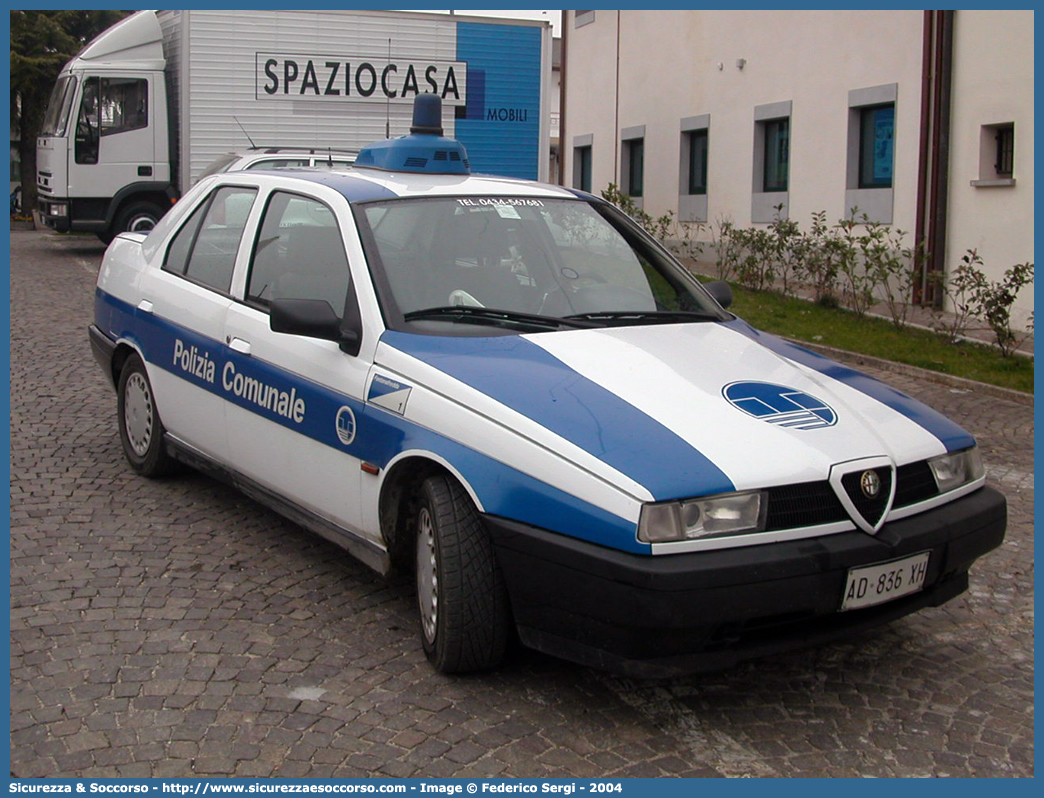 -
Polizia Comunale
Comune di Fontanafredda
Alfa Romeo 155
Parole chiave: Polizia;Locale;Comunale;Municipale;Comunale;Alfa;Romeo;155