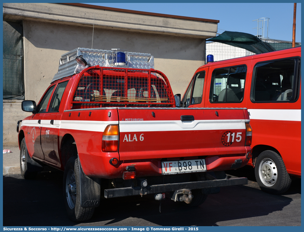 VF B98TN
Corpo Vigili del Fuoco Volontari Ala
Mitsubishi L200 III serie restyling
Parole chiave: VF;V.F.;Vigili;del;Fuoco;Corpo;Volontari;Ala;Mitsubishi;L200