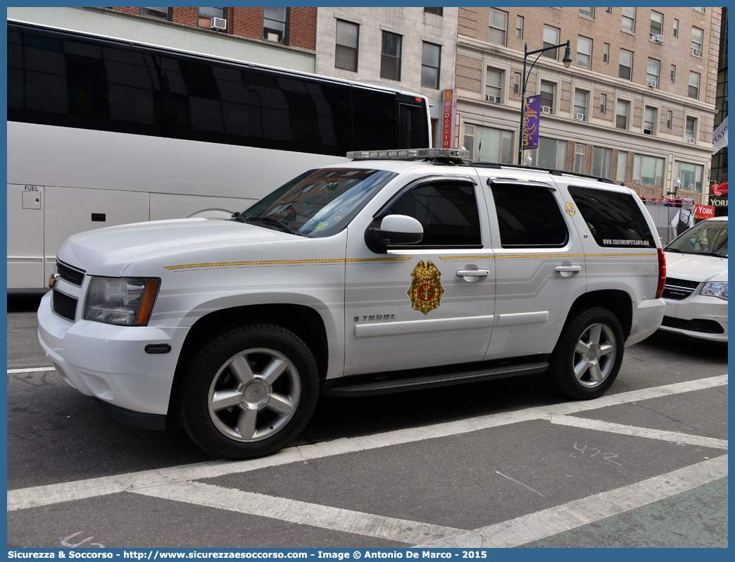 Unit 7401
United States of America
South Hempstead Fire Department
Chevrolet Tahoe II generation
Chief Vehicle
Parole chiave: United;States;of;America;USA;U.S.A.;South;Hempstead;Fire;Department;Chevrolet;Tahoe