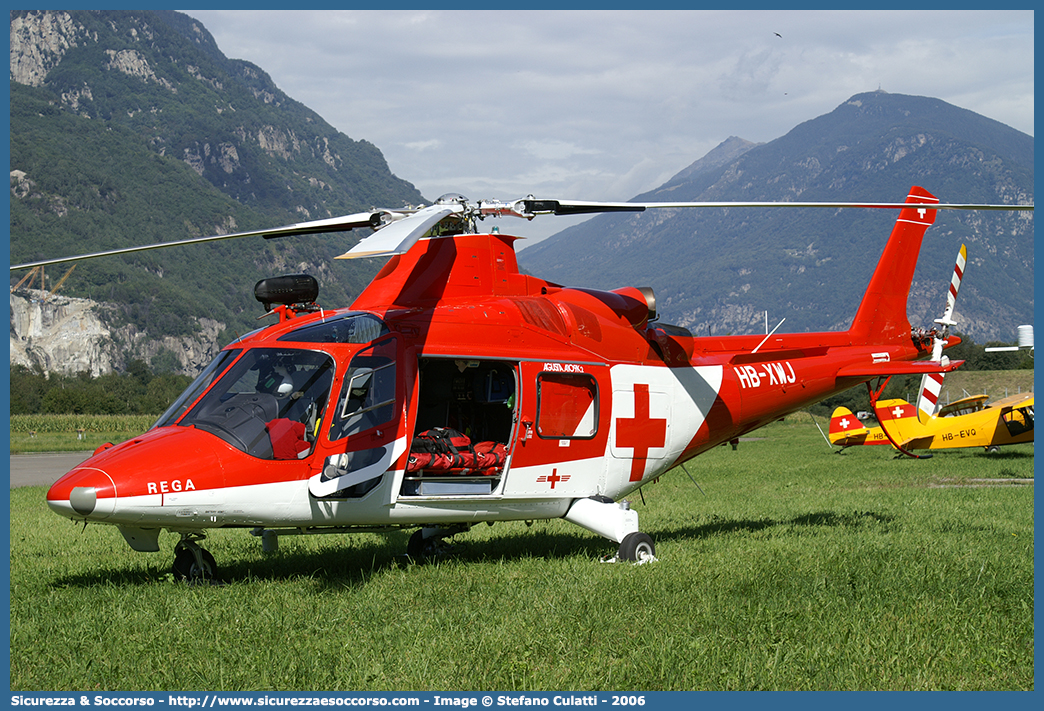 HB-XWJ
Confederazione Svizzera
REGA
Agusta A109K2
Parole chiave: Confederazione;Svizzera;Schweizerische;Eidgenossenschaft;Confédération;Suisse;Confederaziun;Svizra;Rega;Agusta;A109;K2