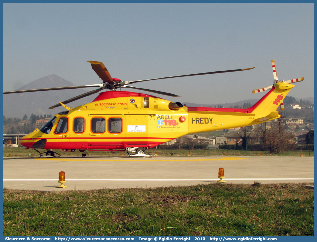 I-REDY
118 Regione Lombardia
AgustaWestland AW139
Base di Como
Parole chiave: 118;SSUEm;S.S.U.Em.;AREU;A.R.E.U.;Lombardia;Como;AgustaWestland;Agusta;Westland;AB139;139;I-REDY;Elicottero;Elisoccorso