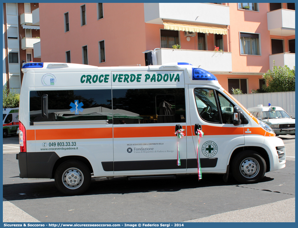 -
Pia Opera Croce Verde Padova
Fiat Ducato III serie
Allestitore Ambitalia S.p.A.
(prototipo)
Parole chiave: Pia;Opera;Croce;Verde;Padova;Ambulanza;Fiat;Ducato;X250;Ambitalia