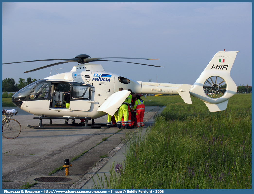 I-HIFI
118 Regione Friuli Venezia Giulia
Eurocopter EC135T1
Base di Udine
(variante)
Parole chiave: 118;Friuli Venezia Giulia;Udine;Eurocopter;EC135;EC135T1;I-HIFI;Elicottero;Elisoccorso