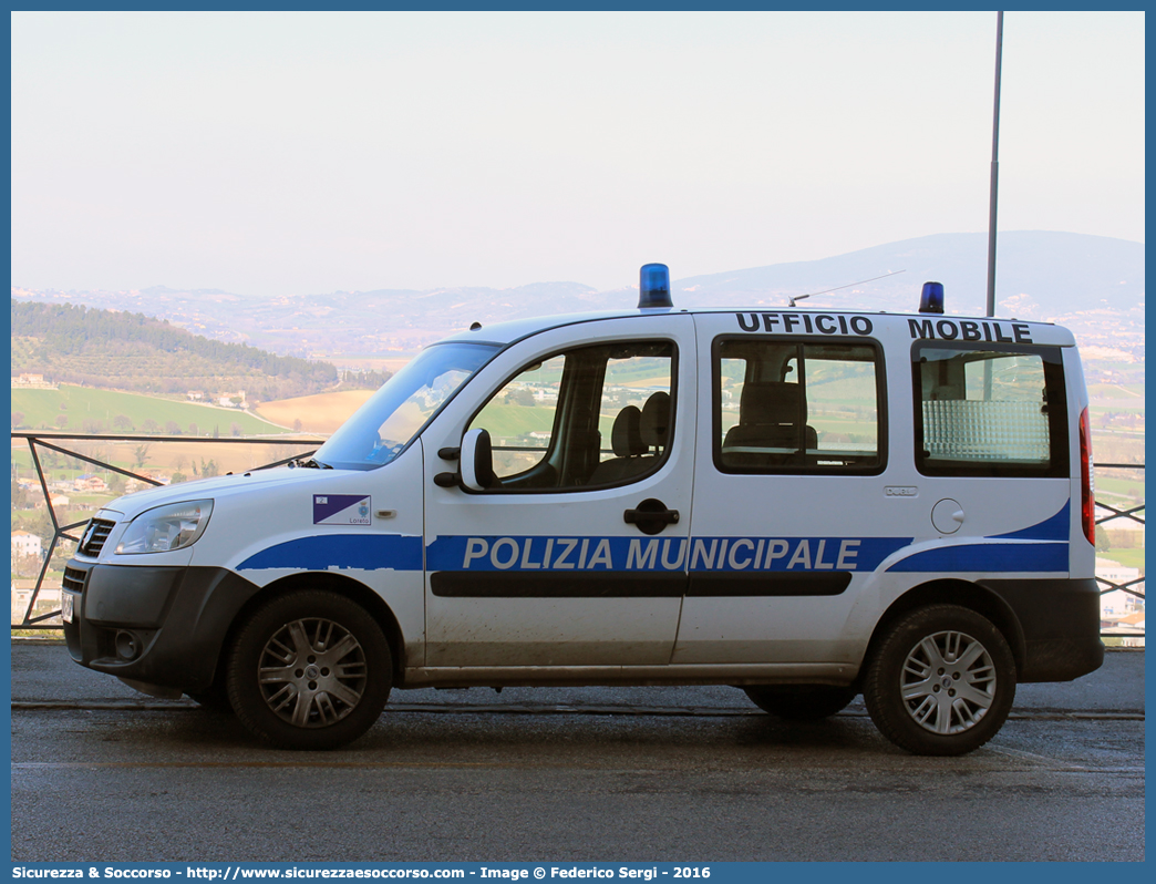 -
Polizia Municipale
Comune di Loreto
Fiat Doblò I serie restyling
Parole chiave: Polizia;Locale;Municipale;Loreto;Fiat;Doblò