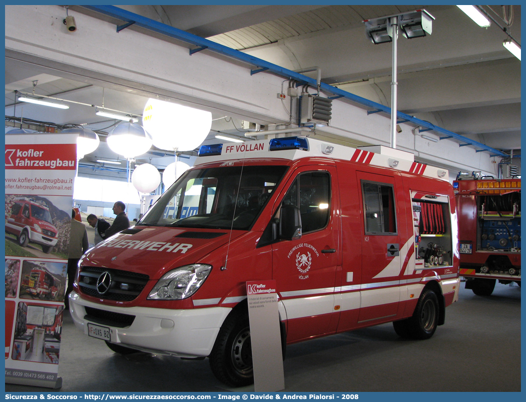 -
Vigili del Fuoco Volontari Foiana
Freiwillige Feuerwehr Völlan
Mercedes-Benz Sprinter II serie
Kofler Fahrzeugbau S.n.c.
Parole chiave: VF;VFV;V.F.;V.F.V.;Vigili;Fuoco;Volontari;Freiwillige;Feuerwehr;Foiana;Völlan;Mercedes;Benz;Sprinter;Kofler;Fahrzeugbau