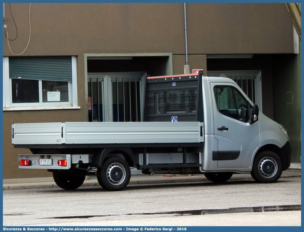 AM CM454
Aeronautica Militare Italiana
Renault Master IV serie
Parole chiave: AMI;A.M.I.;Aeronautica;Militare;Italiana;Renault;Master