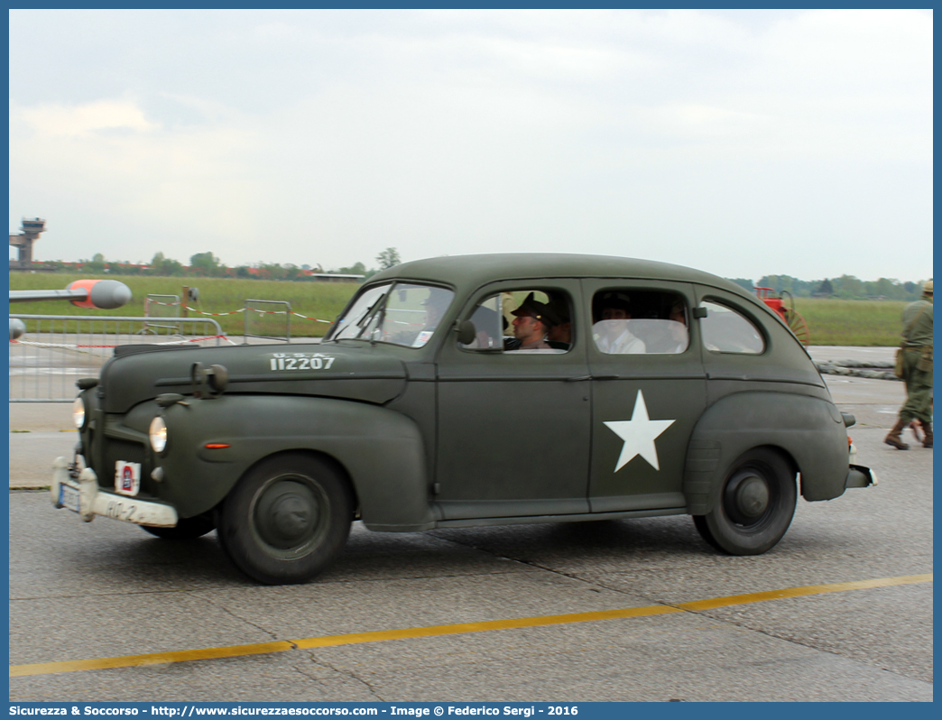 112207
U.S. Army
Ford DeLuxe Fordor Sedan
Parole chiave: US;U.S.;Army;Ford;DeLuxe;Fordor;Sedan