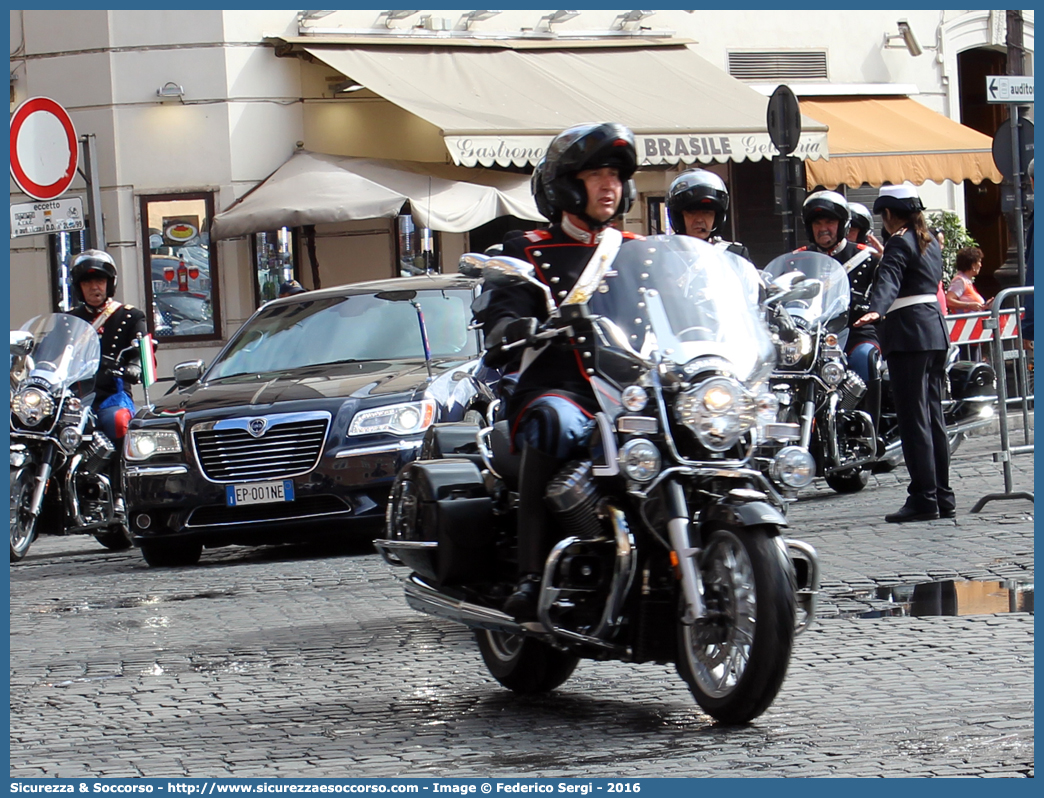 -
Arma dei Carabinieri
Reggimento Corazzieri
Moto Guzzi California 1400 Touring
Parole chiave: CC;C.C.;Arma;dei;Carabinieri;Reggimento;Corazzieri;Moto;Guzzi;California;1400;Touring