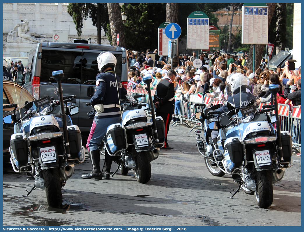 Polizia G2412, G2414 e G2420
Polizia di Stato
Polizia Stradale
Bmw R1200RT III serie
Allestitore Carrozzeria Marazzi S.r.l.
Parole chiave: PS;P.S.;Polizia;di;Stato;Stradale;BMW;R1200;RT;R;1200;RT;R;RT;Marazzi