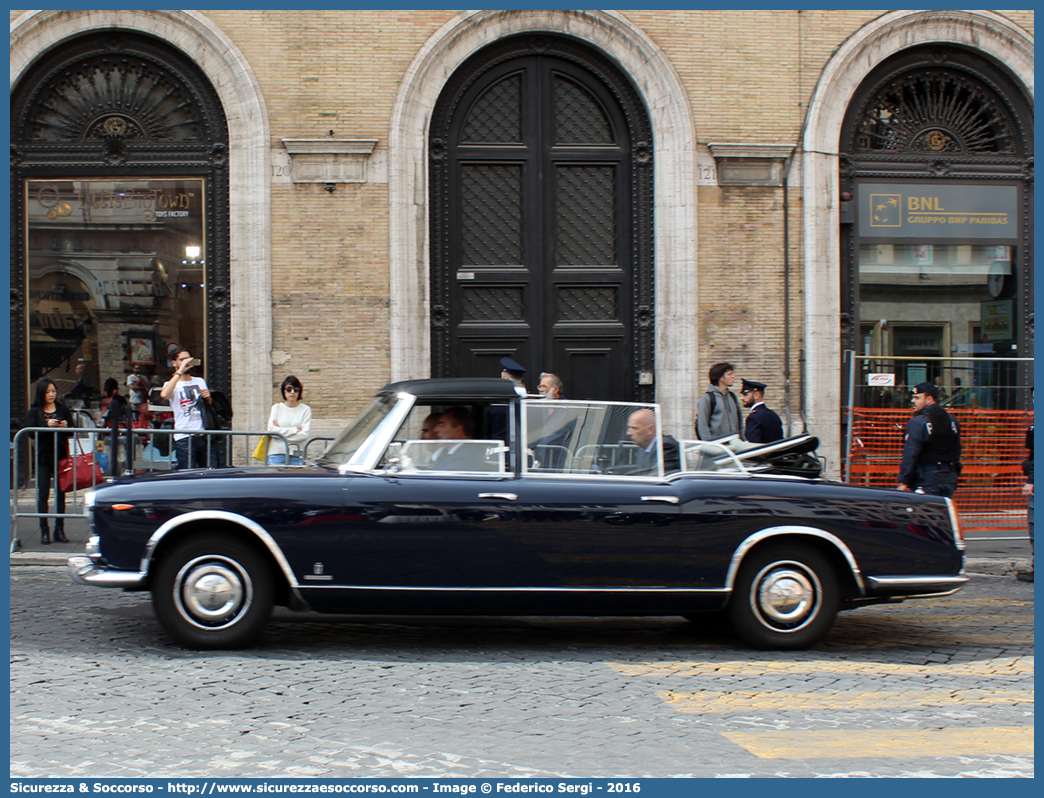 Roma 454308
Presidenza della Repubblica
Lancia Flaminia Cabriolet Landaulet
"Belfiore"
Parole chiave: Presidenza;Repubblica;Lancia;Flaminia;Cabriolet;Landaulet;454308;Belfiore