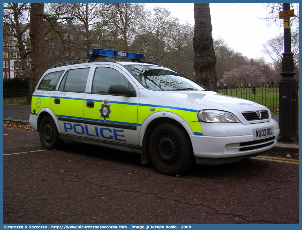 -
United Kingdom of Great Britain and Northern Ireland
Royal Parks Police
Vauxhall Astra Estate IV generation
Parole chiave: UK;United;Kingdom;Great;Britain;Northern;Ireland;Royal;Parks;Police;Vauxhall;Astra;Estate