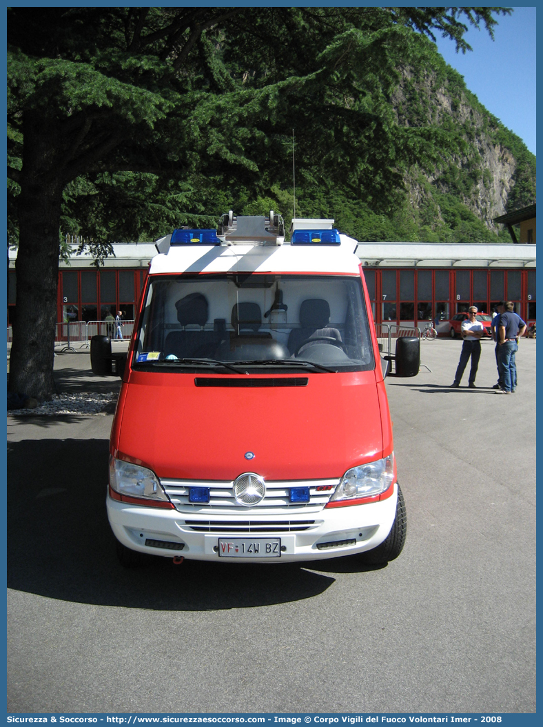 VF 14W BZ
Vigili del Fuoco Volontari Terlano
Freiwillige Feuerwehr Terlan
Mercedes-Benz Sprinter I serie restyling
Allestitore Brandschutz S.r.l.
Parole chiave: VF;VFV;V.F.;V.F.V.;Vigili;Fuoco;Volontari;Freiwillige;Feuerwehr;Terlano;Terlan;Mercedes;Benz;Sprinter;Brandschutz