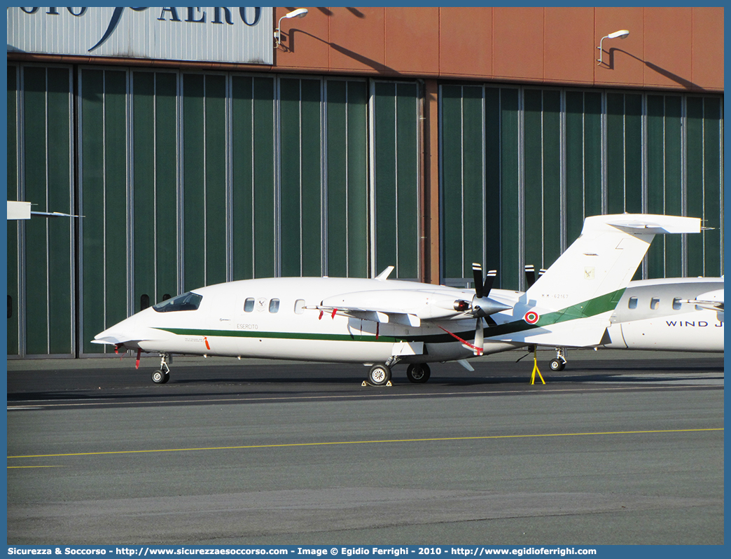 MM62167
Esercito Italiano
Aviazione dell'Esercito
Piaggio P-180 Avanti
Parole chiave: EI;E.I.;Esercito;Italiano;Aviazione;Piaggio;P-180;P180;P;180;Avanti