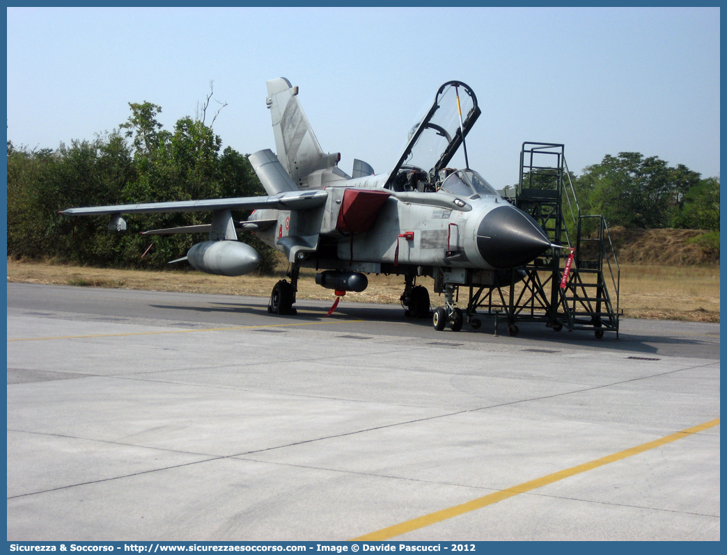 MM7038 / 6-37
Aeronautica Militare Italiana
Panavia PA-200 Tornado IDS
Parole chiave: A.M.I.;AMI;Aeronautica;Militare;Italiana;Panavia;PA-200;PA200;Tornado